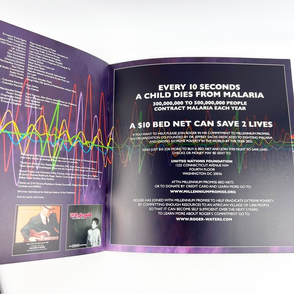 Roger Waters Dark Side of the Moon 2006 Tour Program Book Sleeve - Picture 9 of 10